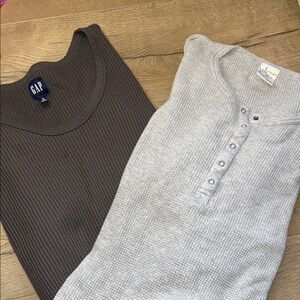 GAP and American Eagle Long Sleeve Thermal Tops – Charcoal Gray & Light Gray